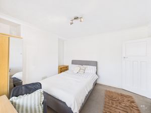 Photo 16- click for photo gallery